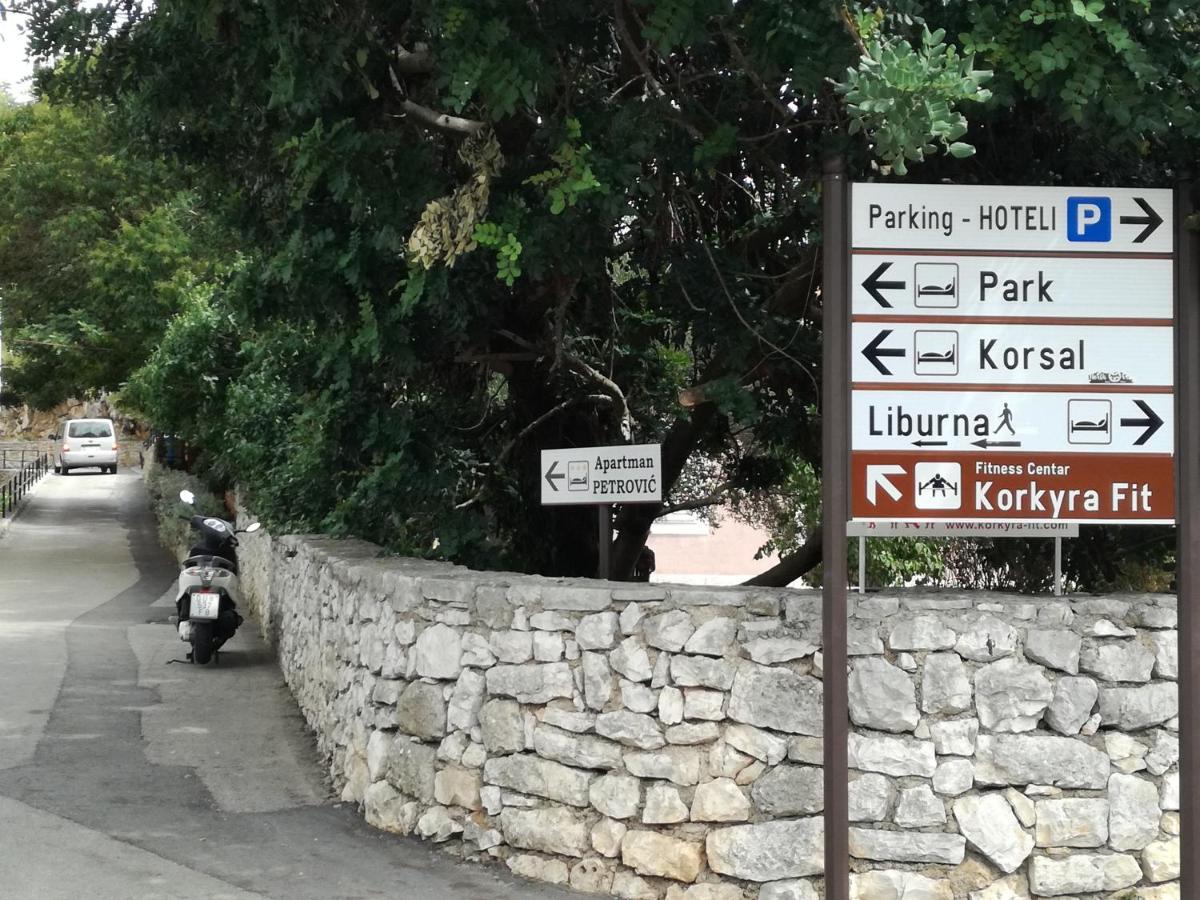 Apartment Petrovic Korcula Town Exterior photo