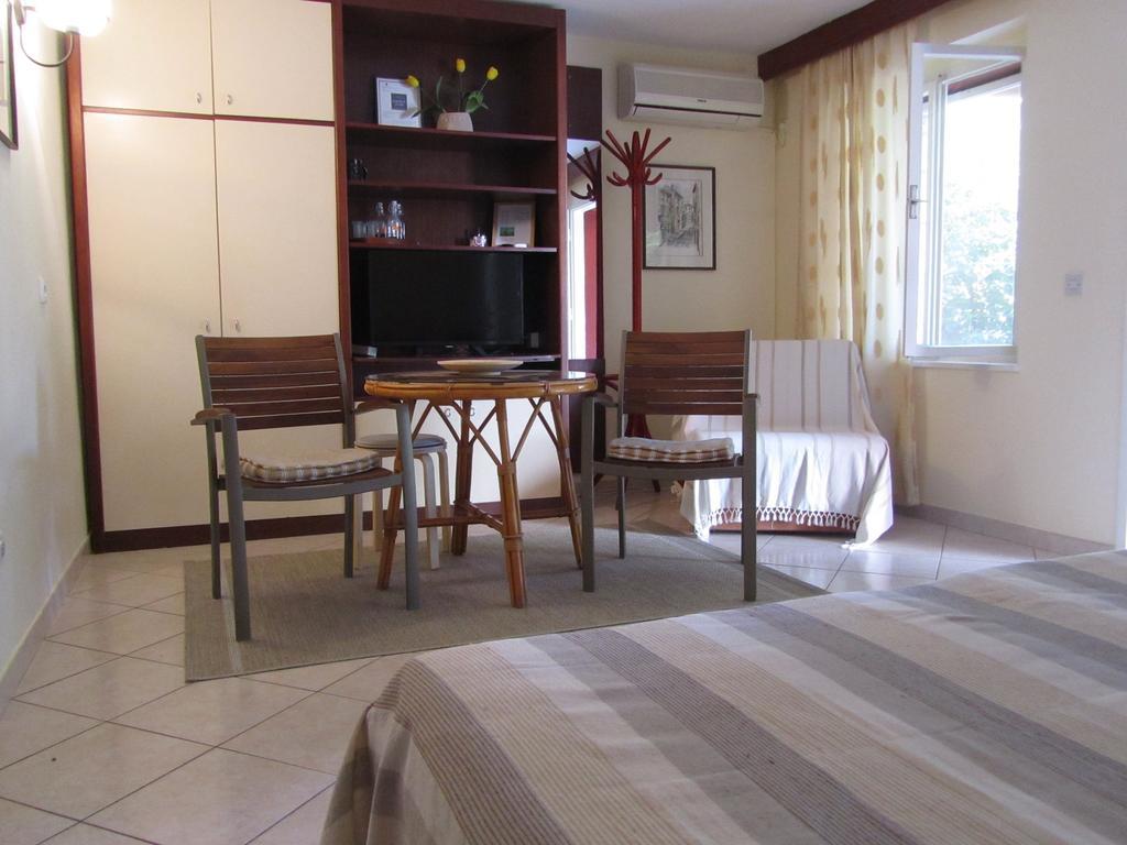 Apartment Petrovic Korcula Town Exterior photo