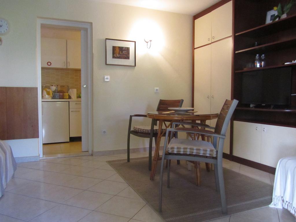 Apartment Petrovic Korcula Town Exterior photo